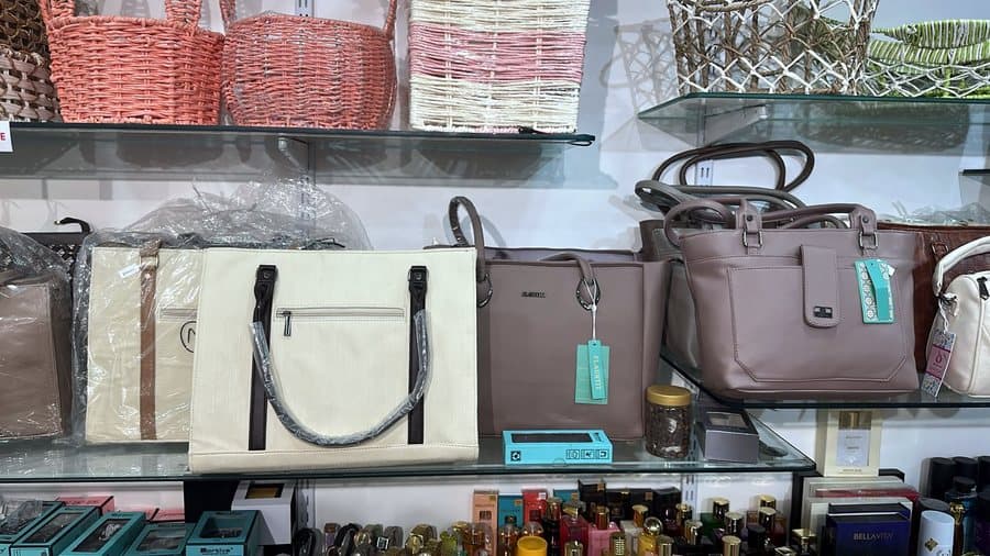 bags, baskets & perfumes